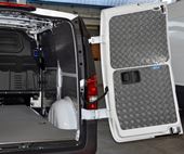 02_Obloženie a zariadenie pre Mercedes Vito od Syncro Slovakia  